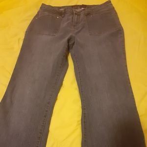 ZD Women's Medium Washed Jeans Size 16